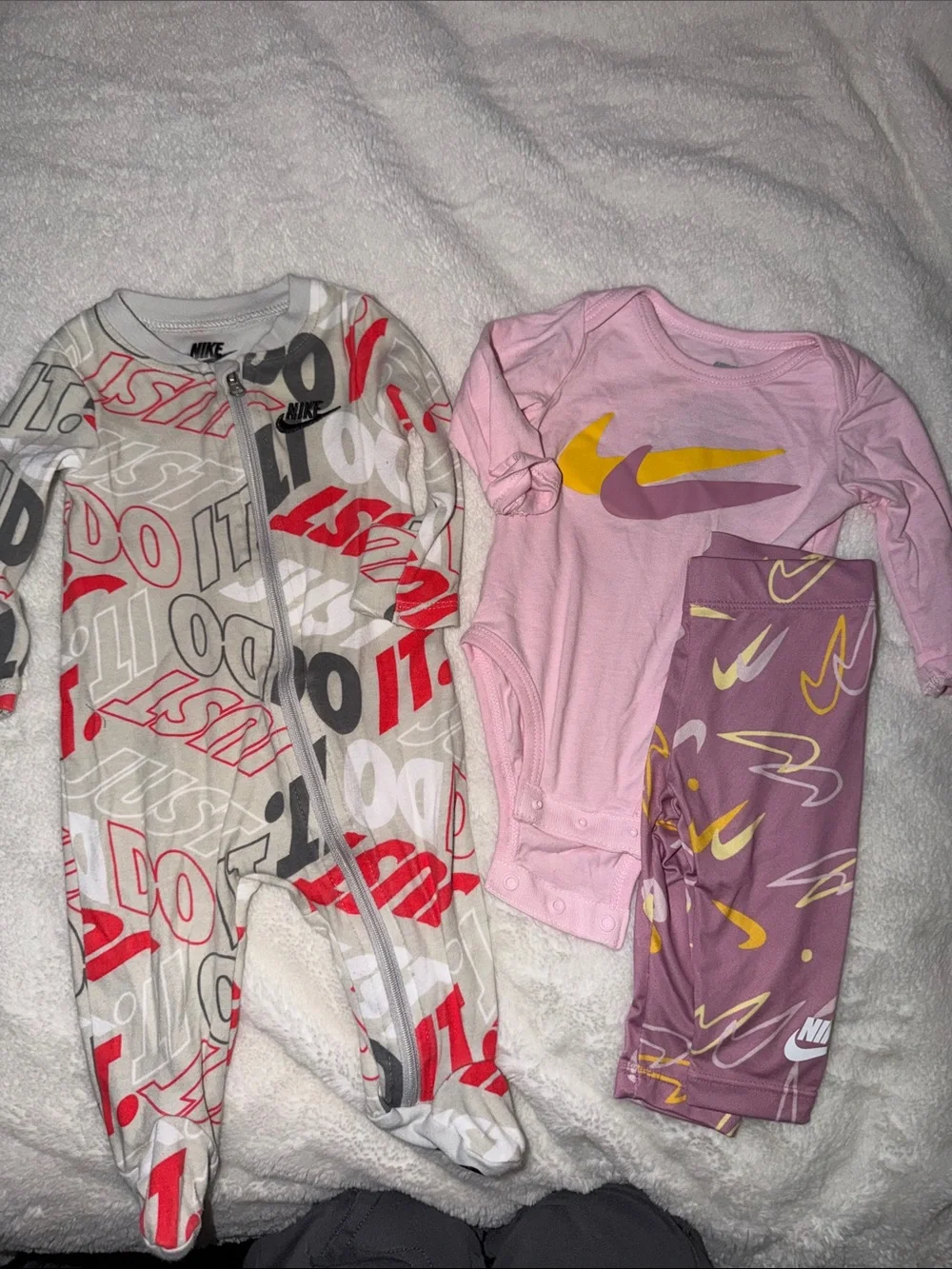 Nike Baby 3-Piece Bundle Footed Sleeper Bodysuit & Leggings